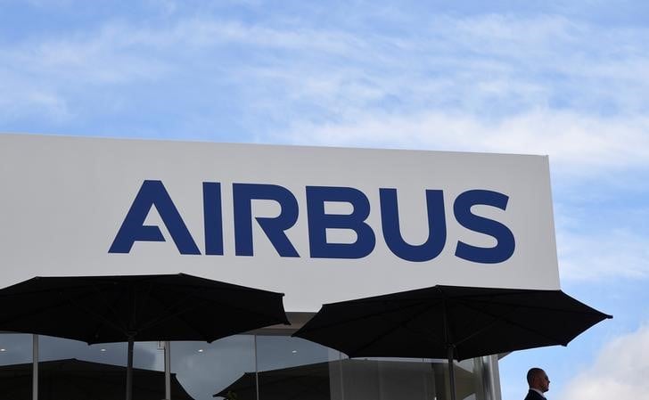 Airbus ouvert a une fusion avec bae systems sur le marche des chasseurs
