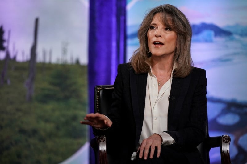 Marianne williamson renonce, plus que 13 candidats pour l'investiture democrate