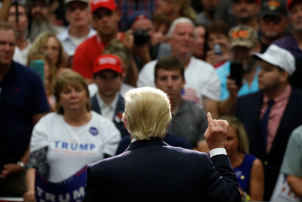 Trump veut une enquete sur la fondation clinton