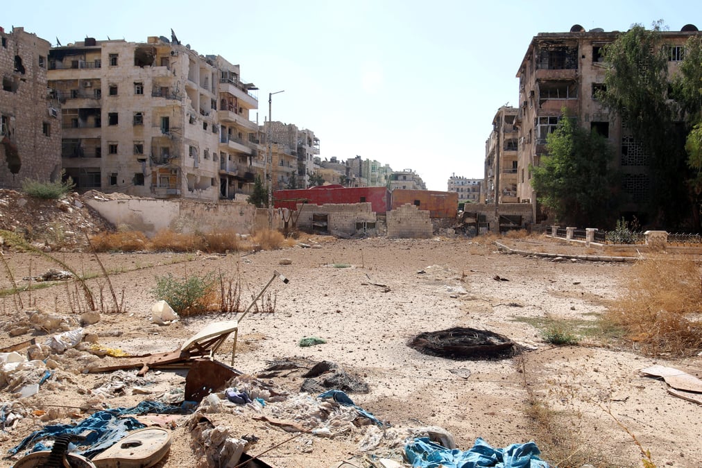 L'ue condamne les frappes syriennes et russes a alep