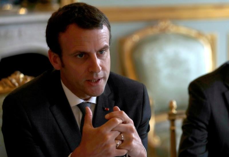 Macron se prepare une rentree tres europeenne
