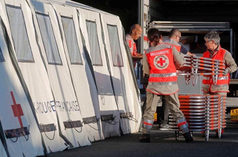Des refugies syriens et irakiens arrivent en france