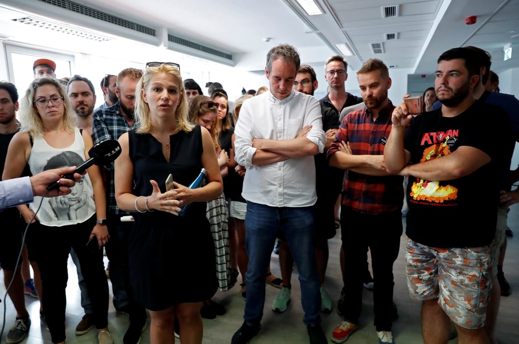 Hongrie: plus de 60 journalistes demissionnent apres le limogeage de leur redacteur en chef