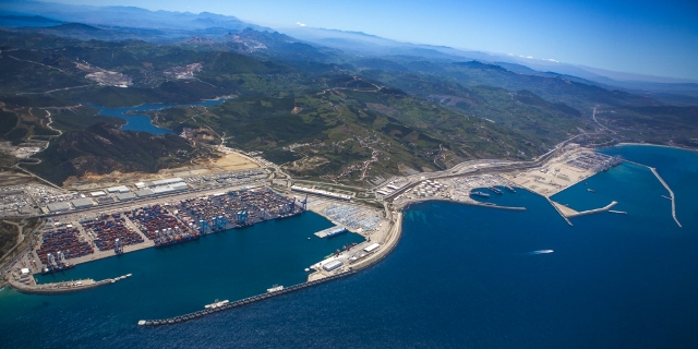port tanger med 2