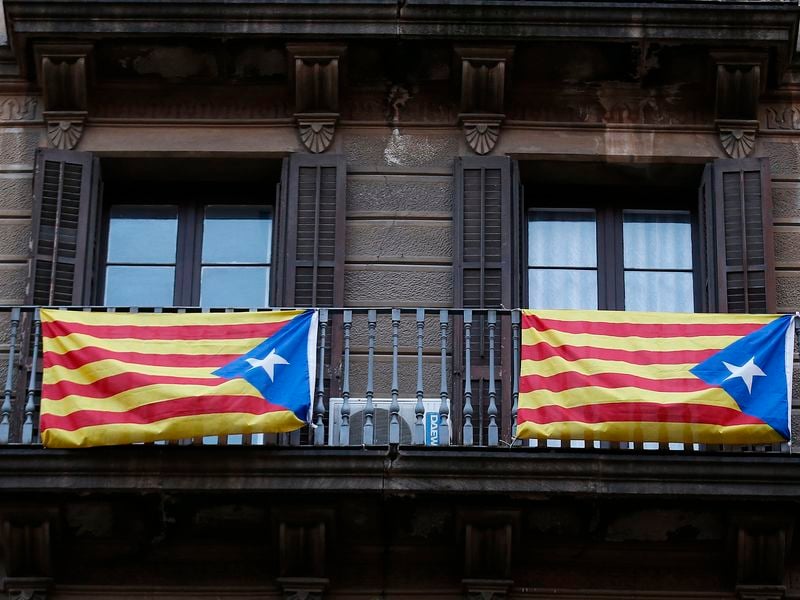 Les Catalans votent oui en masse, Madrid dénonce un simulacre