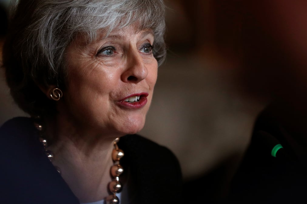 May appelle a soutenir l'accord de brexit