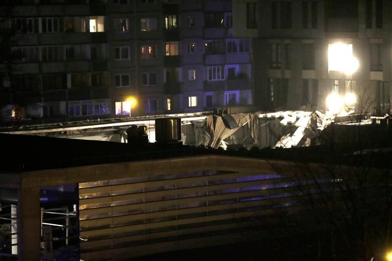 Le toit d'un supermarché s'effondre en Lettonie, 12 morts