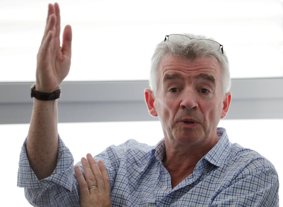 Face aux greves, ryanair menace de delocaliser des emplois