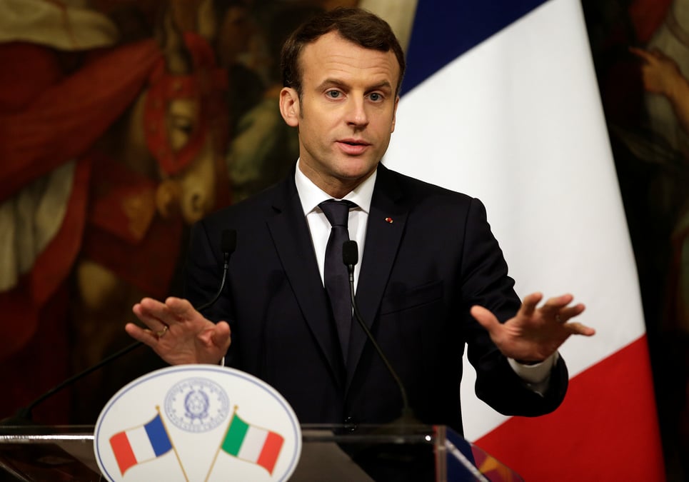Macron appelle a surmonter le "malentendu" avec l'italie