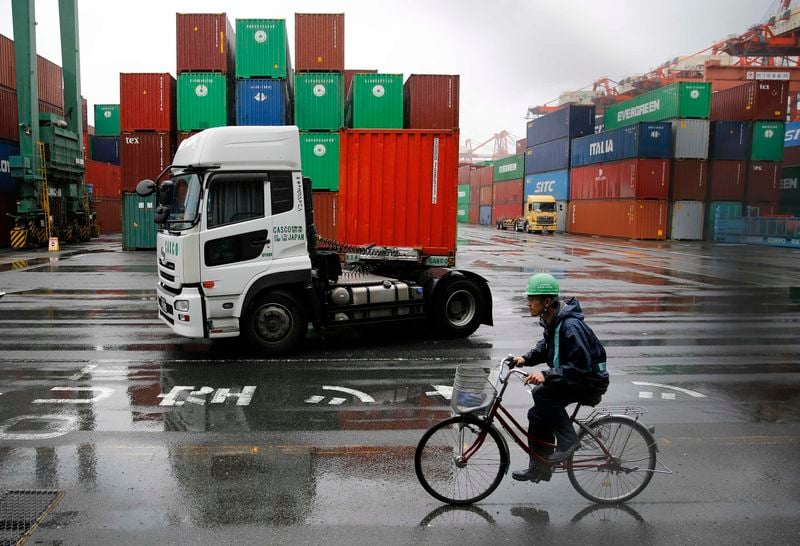 Première baisse des exportations japonaises en 15 mois