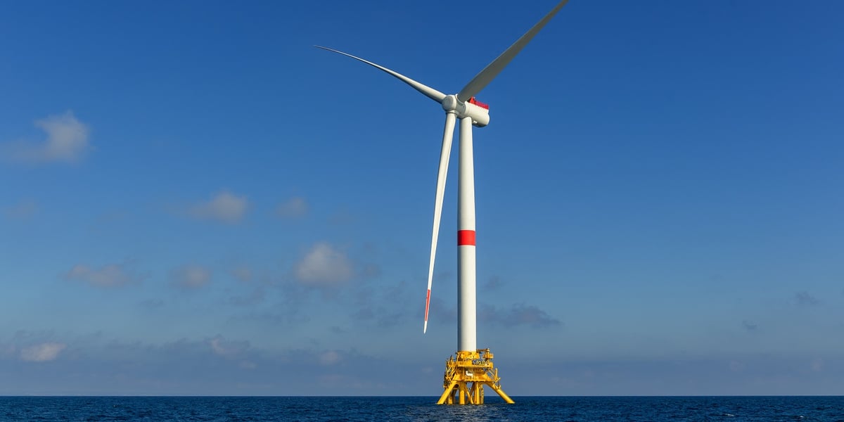 S'il voit le jour à 40 kilomètres des côtes charentaises, le parc d'Oléron serait le parc éolien en mer le plus profond du monde.