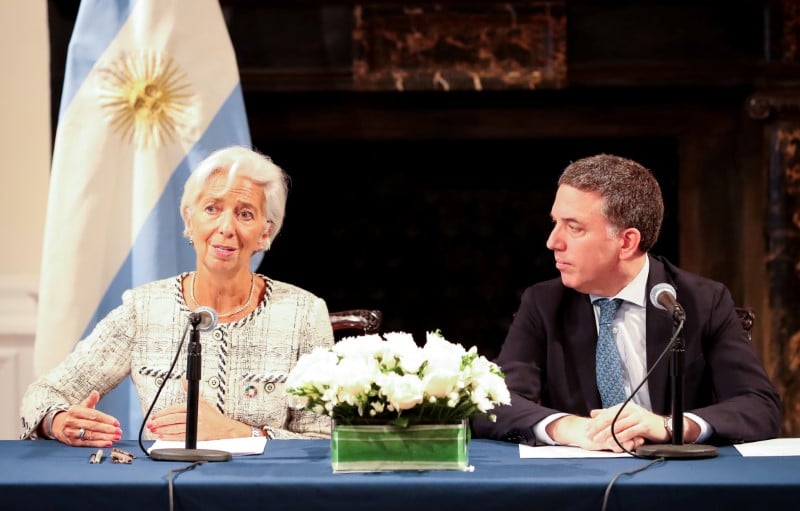 Le fmi augmente de 7 milliards de dollars son soutien a l'argentine