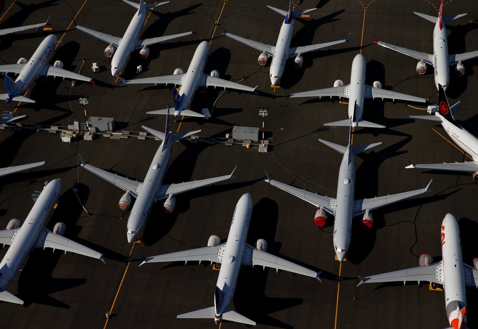 Boeing annonce 355 annulations de commandes pour le 737 max a fin juin