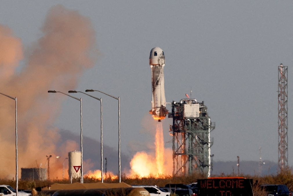 Il s'agit pour Blue Origin du premier vol avec équipage de sa fusée New Shepard depuis août 2022.