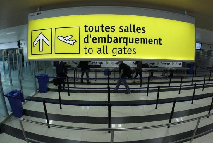 Feu vert au fichier des autorisations de sortie du territoire