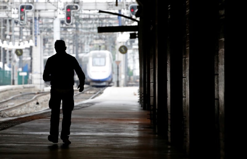 Amelioration du trafic mercredi, sans retour a la normale