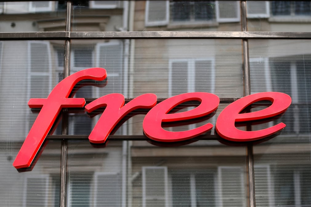 La cnil prononce une sanction de 300.000 euros contre free mobile