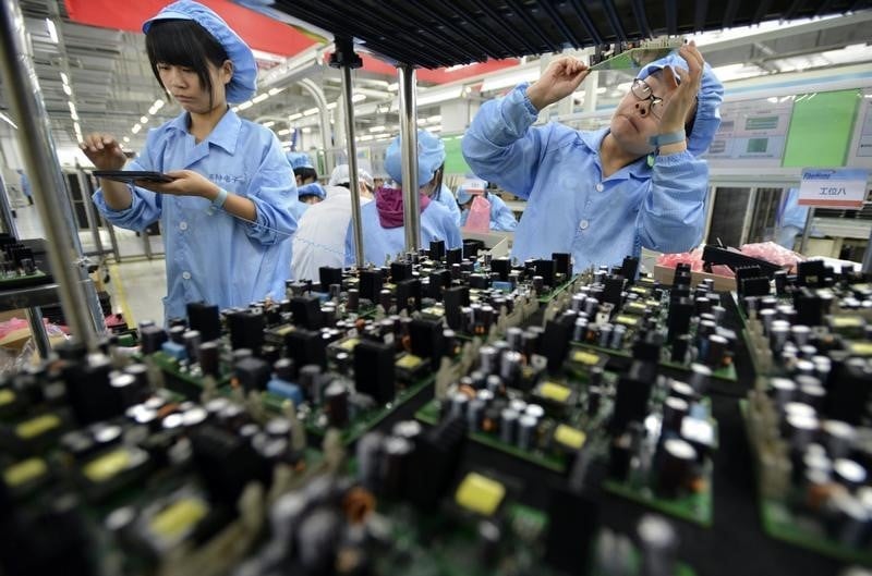 Production industrielle et investissement augmentent moins qu'attendu en aout en chine