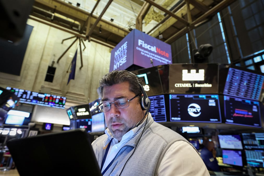 Un trader a la bourse de new york (nyse)