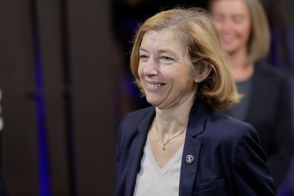1,6 milliard d'euros chaque annee pour defense francaise de 2019 a 2022