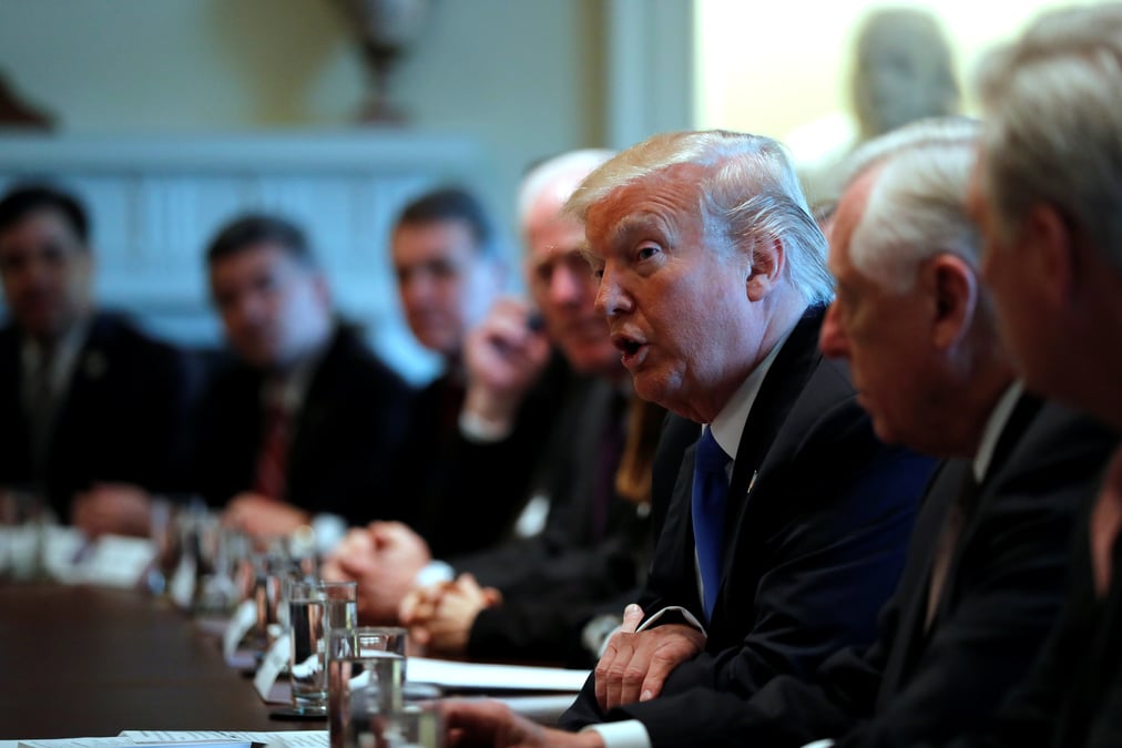 Trump recoit des elus republicains et democrates sur l'immigration