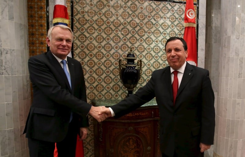 Jean-marc ayrault en visite dans une tunisie cible de l'ei