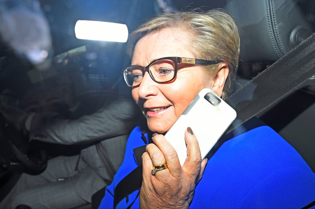 La vice-premiere ministre irlandaise accepte de demissionner, selon une source
