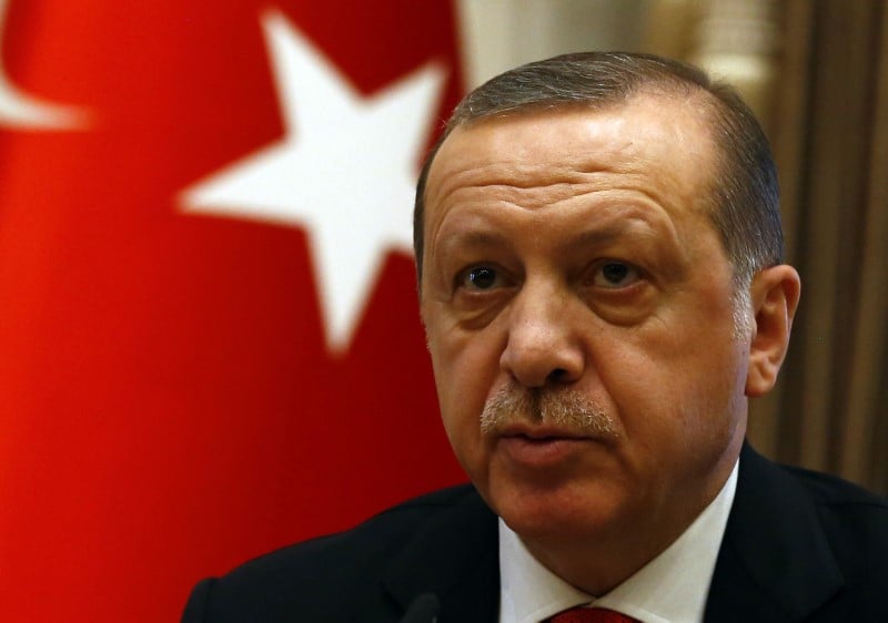 Erdogan: soutenir le regime presidentiel ou le terrorisme
