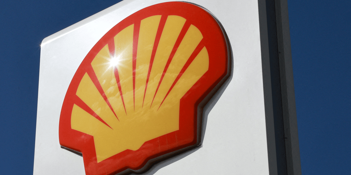 Feu vert des actionnaires a la strategie climatique de shell