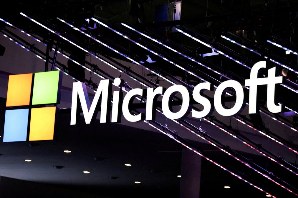 Microsoft a annoncé, lundi 3 juin, vouloir investir près de 3 milliards d'euros dans l'IA en Suède durant les deux prochaines années.