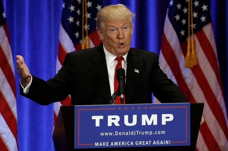 Donald trump abandonne l'idee d'interdire d'entree les musulmans aux usa
