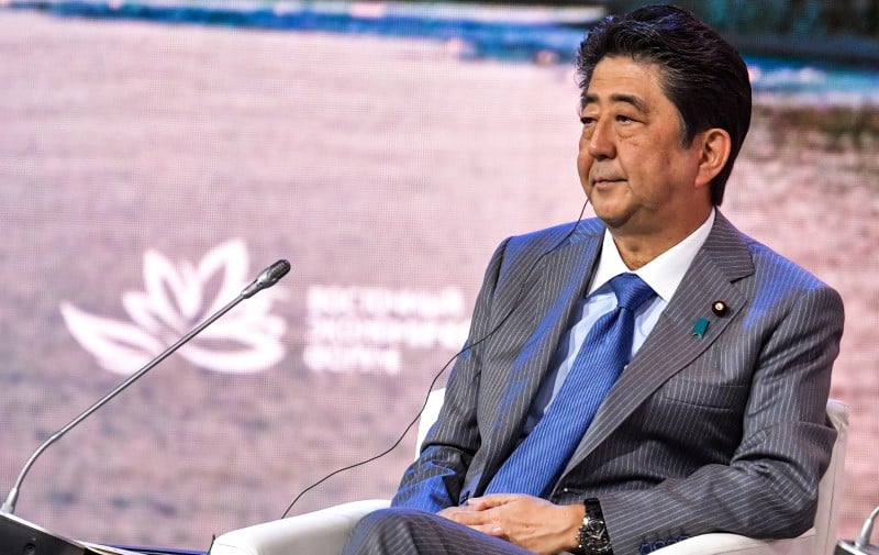Shinzo abe espere se rendre en chine le mois prochain
