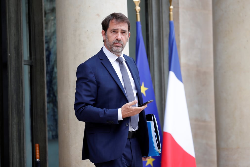 Castaner et berge finalistes pour diriger le groupe larem a l'assemblee