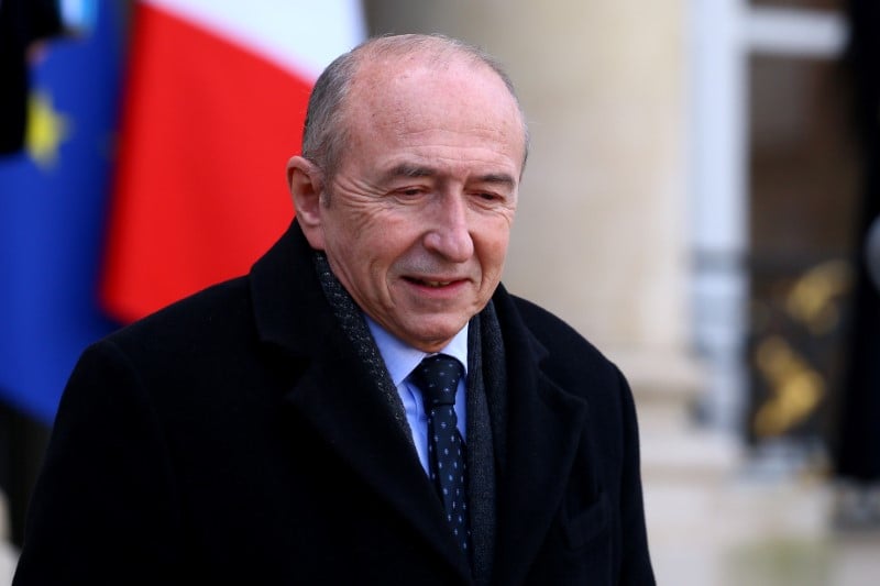 Collomb prepare l'evacuation de campements de migrants a paris