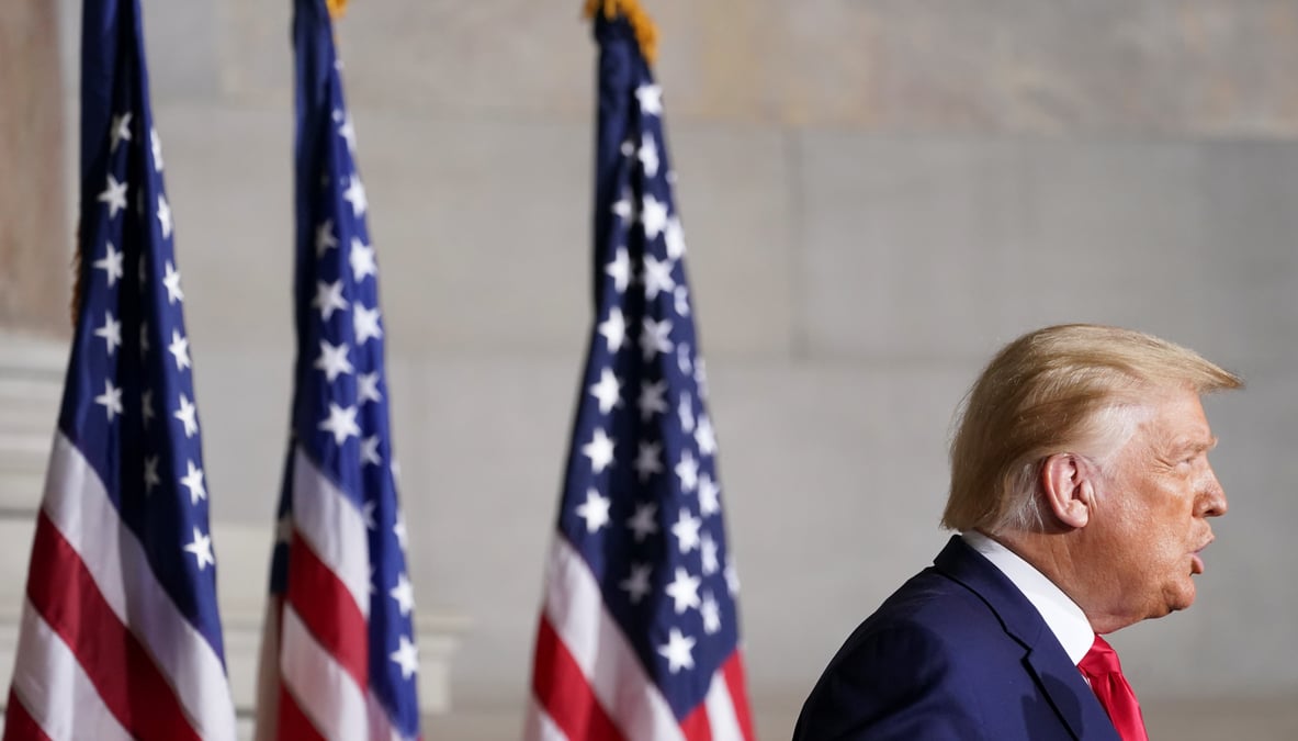 Une ancienne mannequin accuse trump d'agression sexuelle en 1997