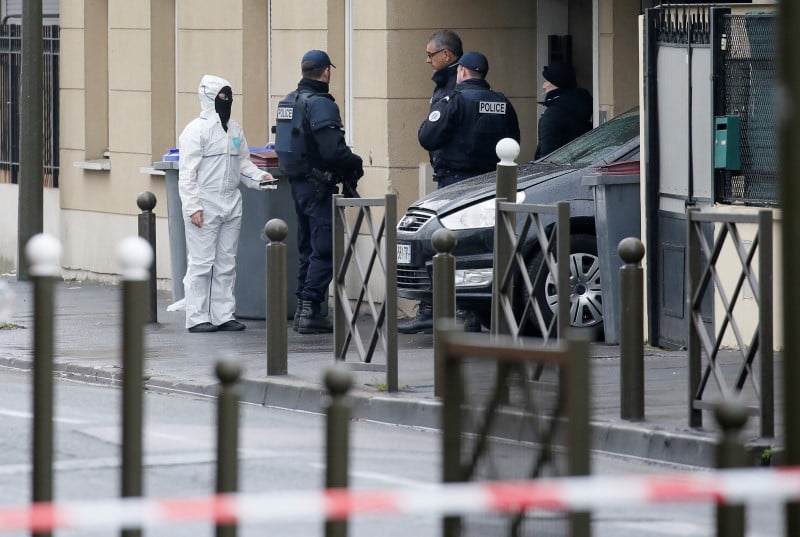 Reda kriket soupconne d'avoir projete un acte "imminent"