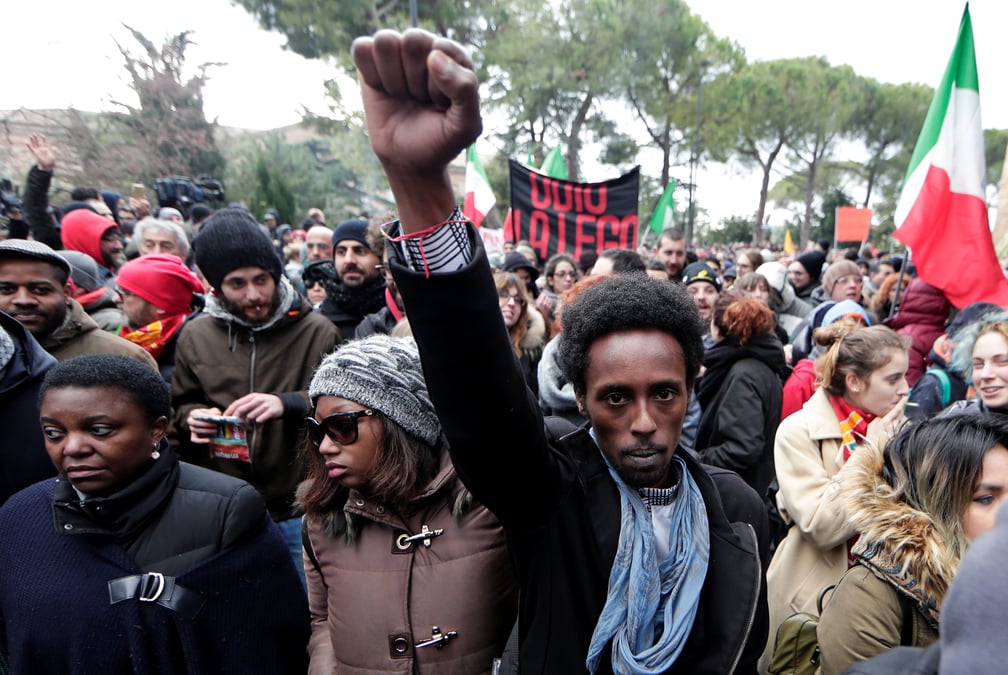 Italie: manifestation contre le racisme a macerata apres une fusillade