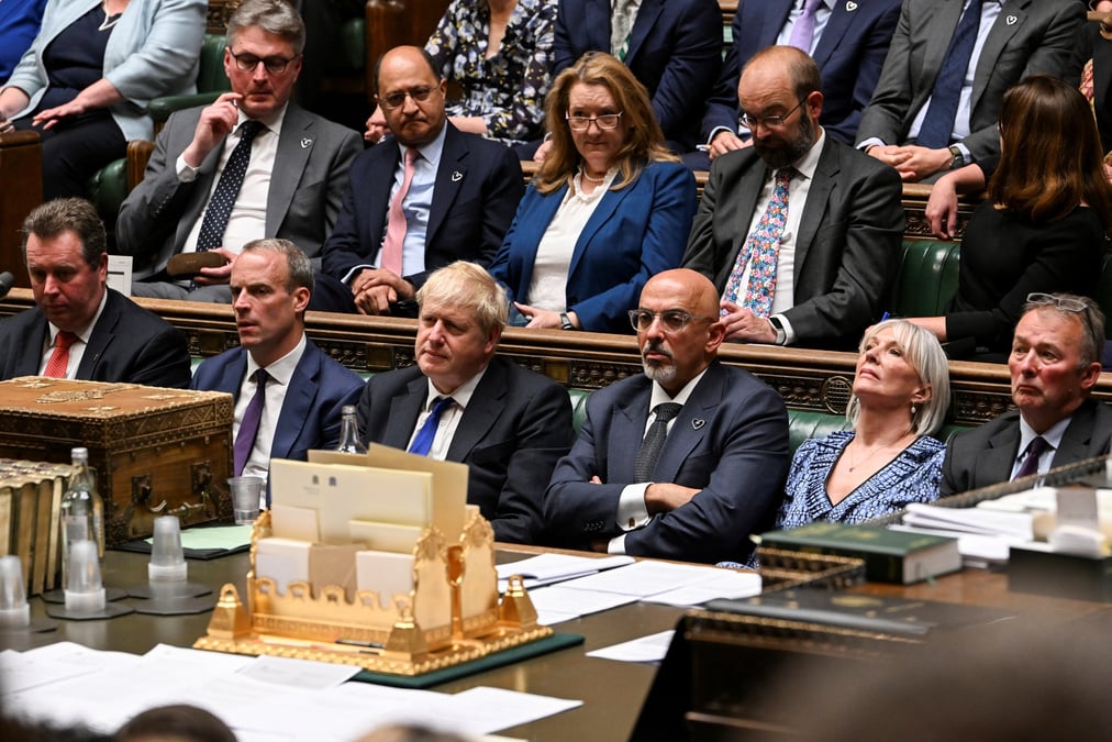Gb: un scrutin chez les conservateurs avant tout potentiel vote de confiance