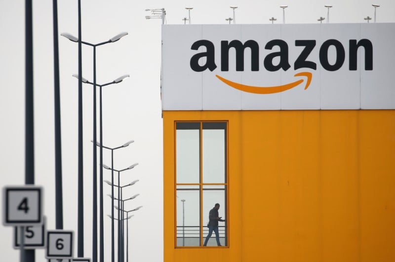 Coronavirus: la france denonce les pressions 'inacceptables" d'amazon sur ses salaries