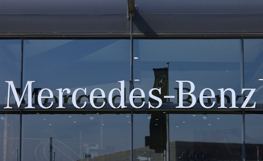 Photo du logo de mercedes benz