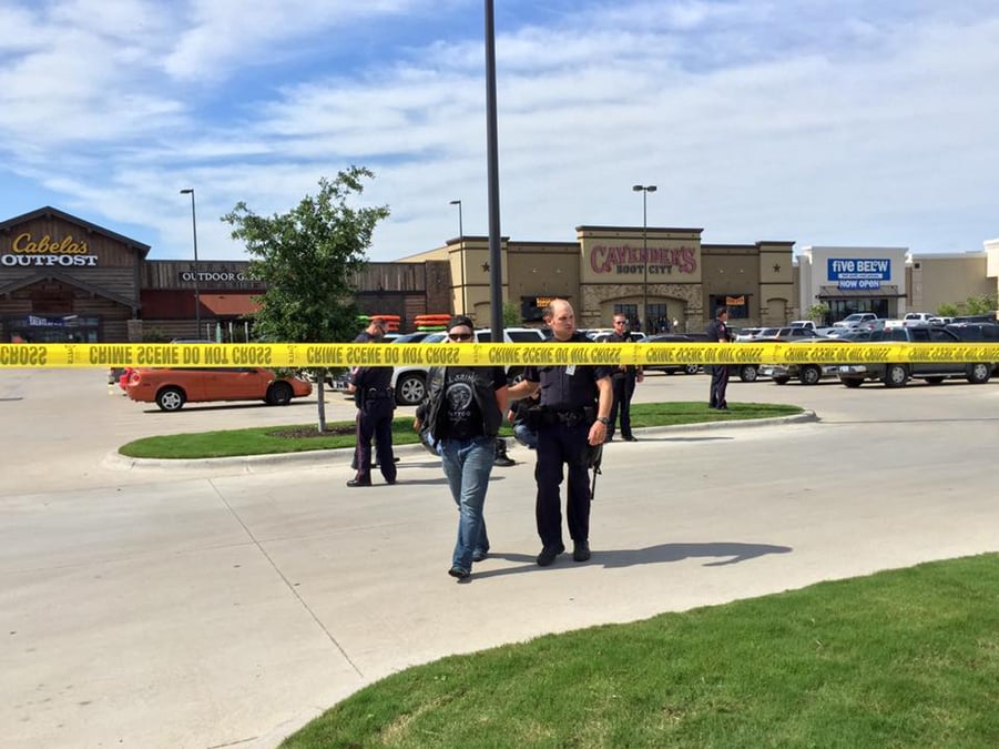 Fusillade meurtriere entre motards a waco, aux etats-unis