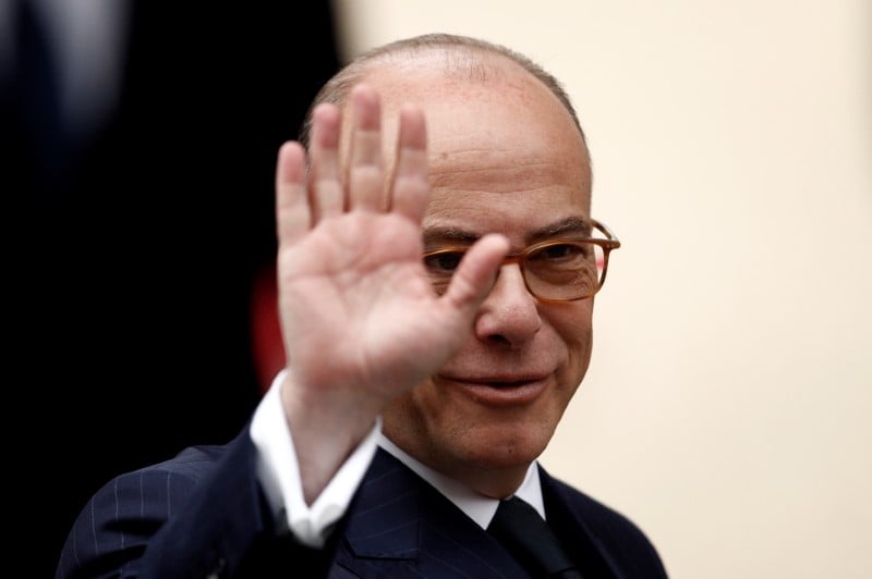 Cazeneuve "pas candidat" a la direction du ps
