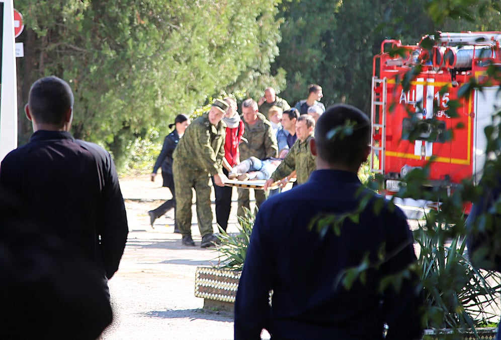 Un lyceen tue 19 personnes en crimee