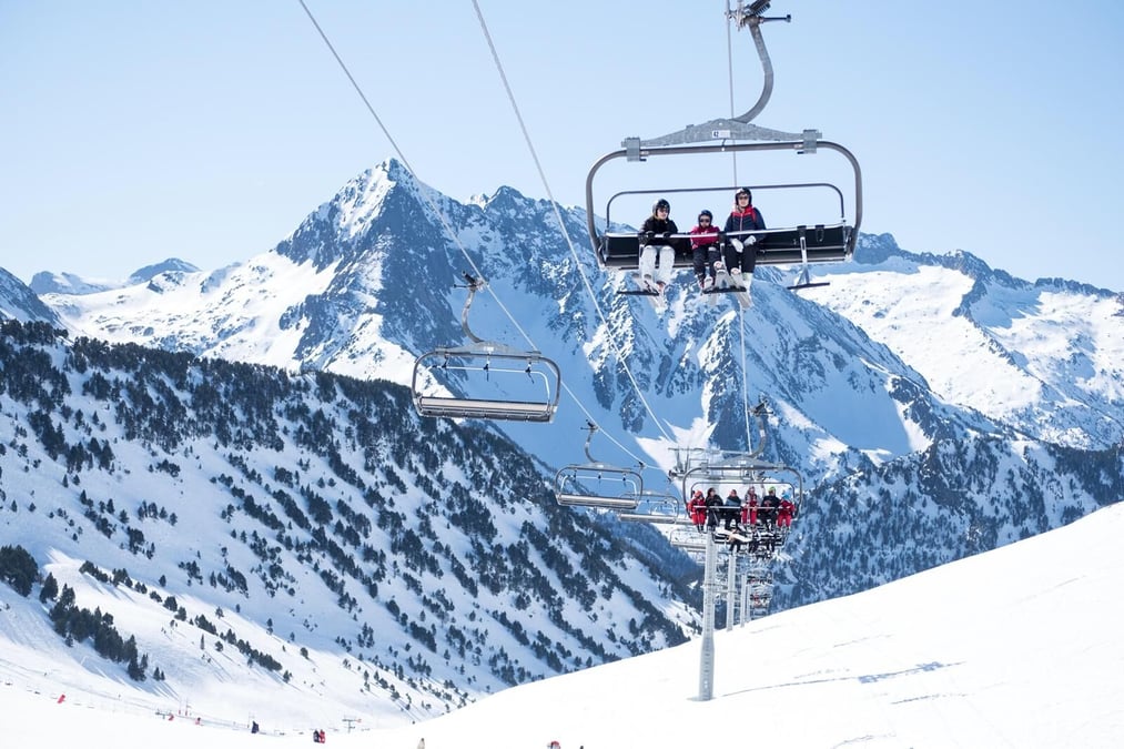 Altiservice compte améliorer les remontées mécaniques de Font Romeu et Saint-Lary.