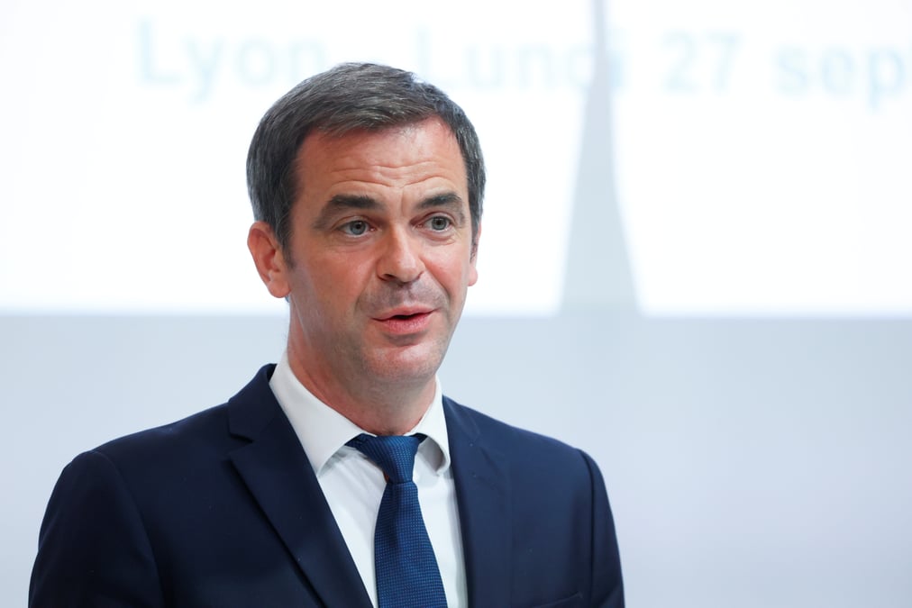 Coronavirus : plus de 1,5 million de francais ont eu un rappel vaccinal, "pas suffisant" selon veran