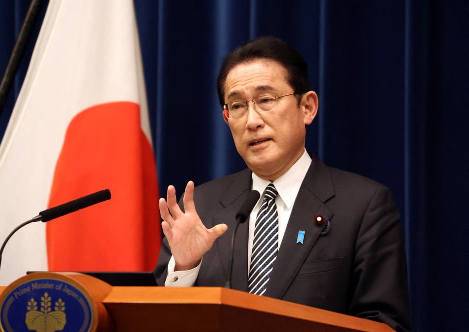 Japon: un comite de sante approuve le traitement oral contre le covid-19 de merck