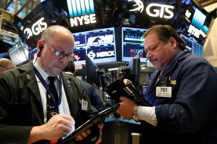 La bourse de new york finit en baisse