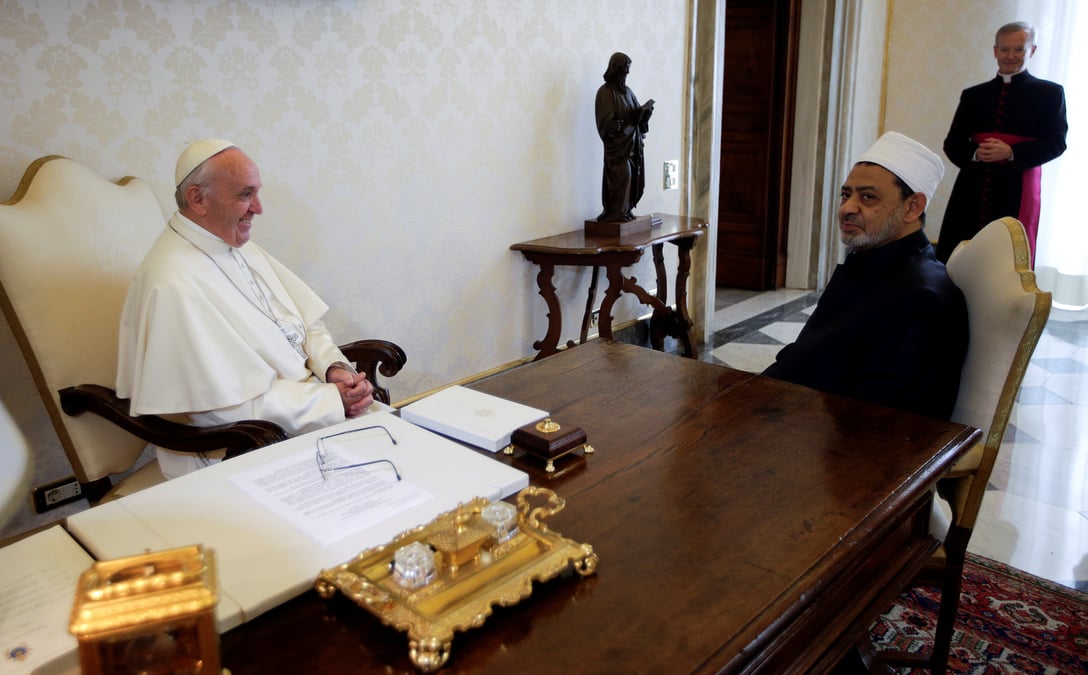Le pape se rend en egypte pour renouer le dialogue avec l'islam