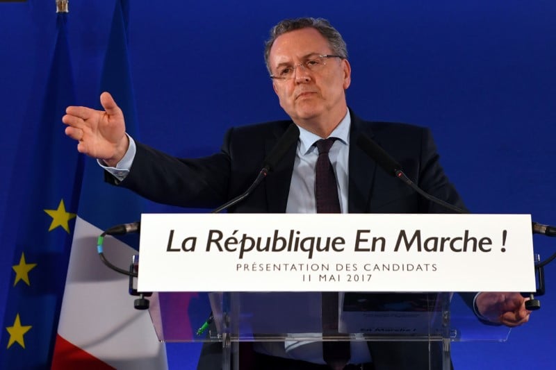 Pas de candidat du mouvement de macron aux legislatives face a valls