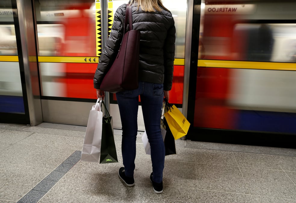 Grande bretagne: la croissance annuelle revue en hausse a 1,7% au 3e trimestre